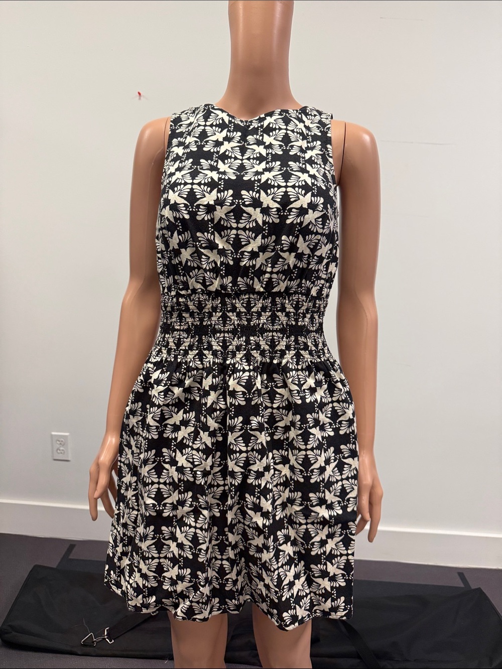 Universal Thread Black and White Floral Sleeveless Mini Dress
